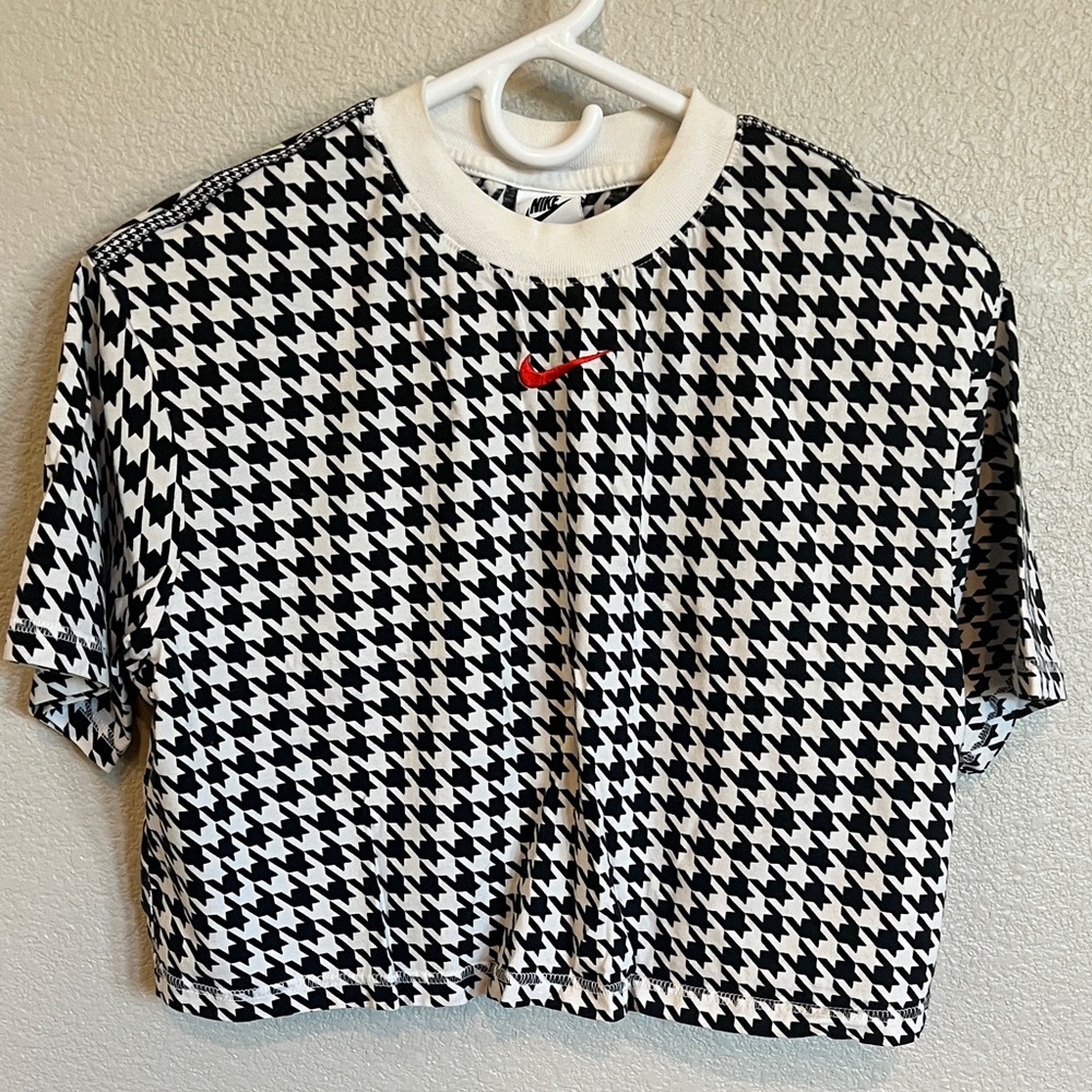 Nike Black and White Houndstooth Crop Top S
